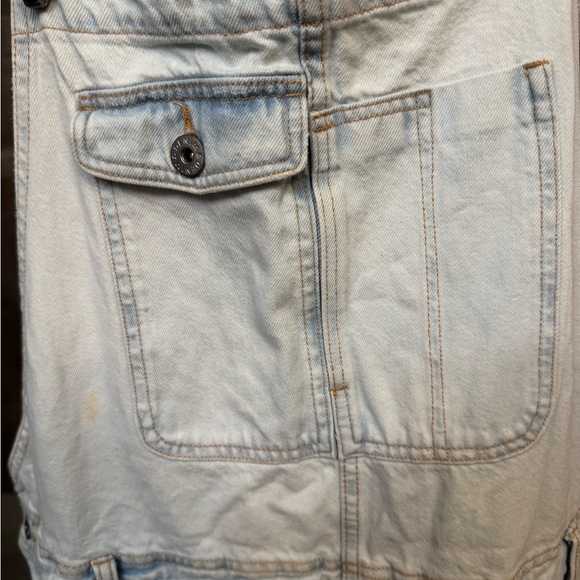 H&M X COACHELLA COLLAB Blue Denim Short Bib Overalls Shortalls Farmhouse Size XL - Picture 16 of 17